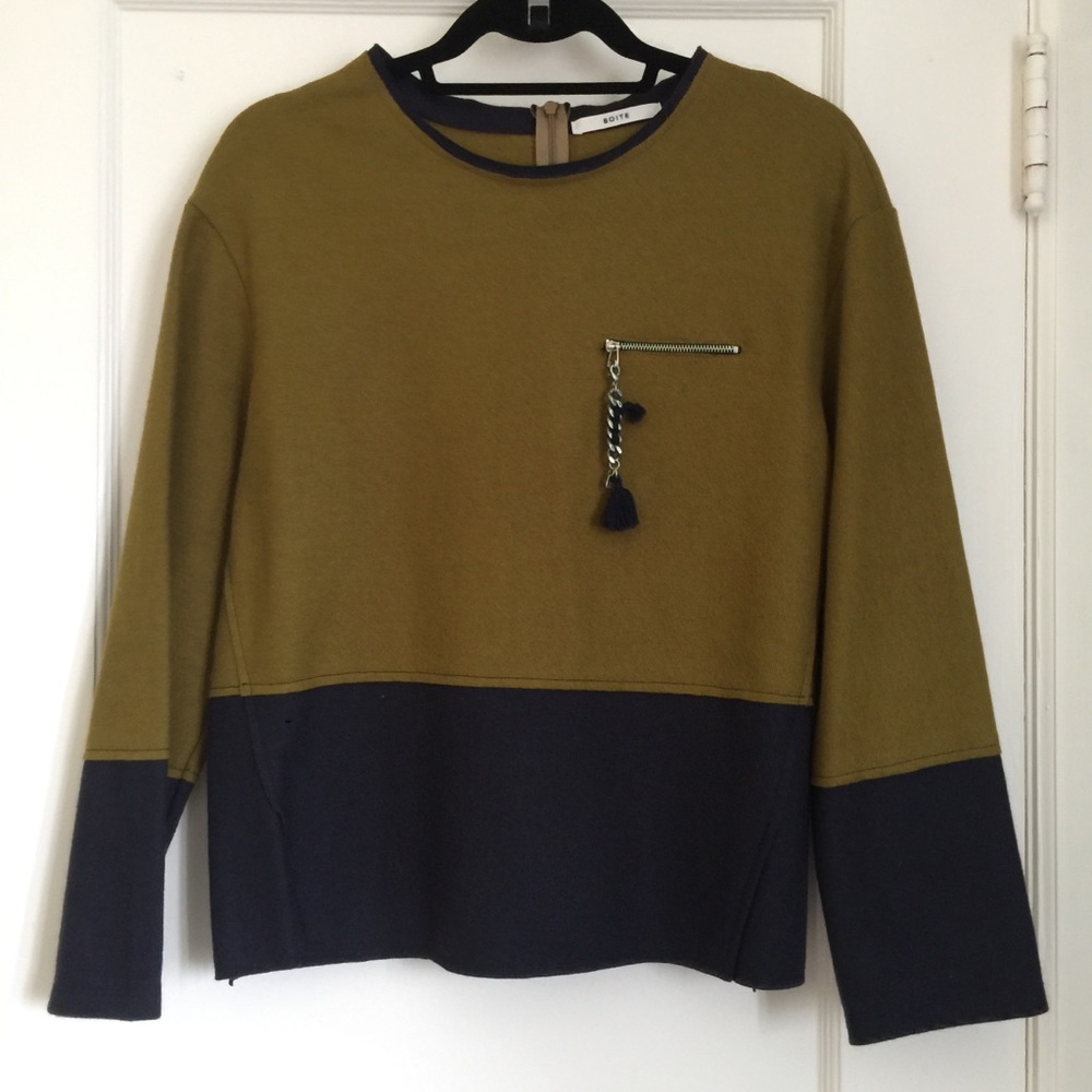 Fleece top